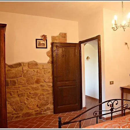 Agriturismo Poggio Macinaio Farm stay Roccastrada